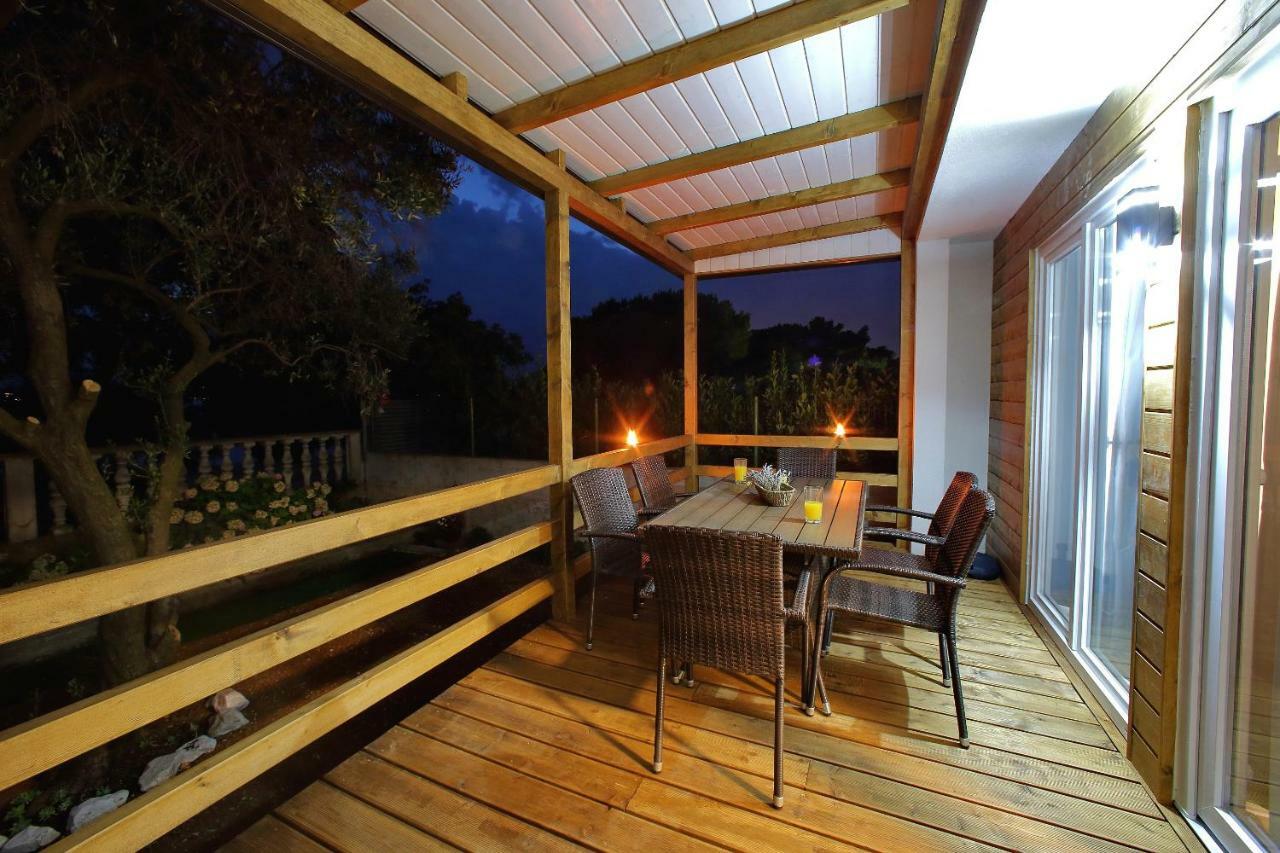 Mobile Homes Olive And Sea Bibinje Exterior foto