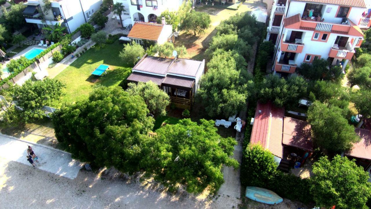 Mobile Homes Olive And Sea Bibinje Exterior foto
